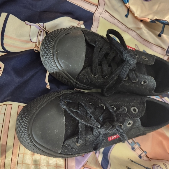 Levi's kids shoes - Picture 4 of 7